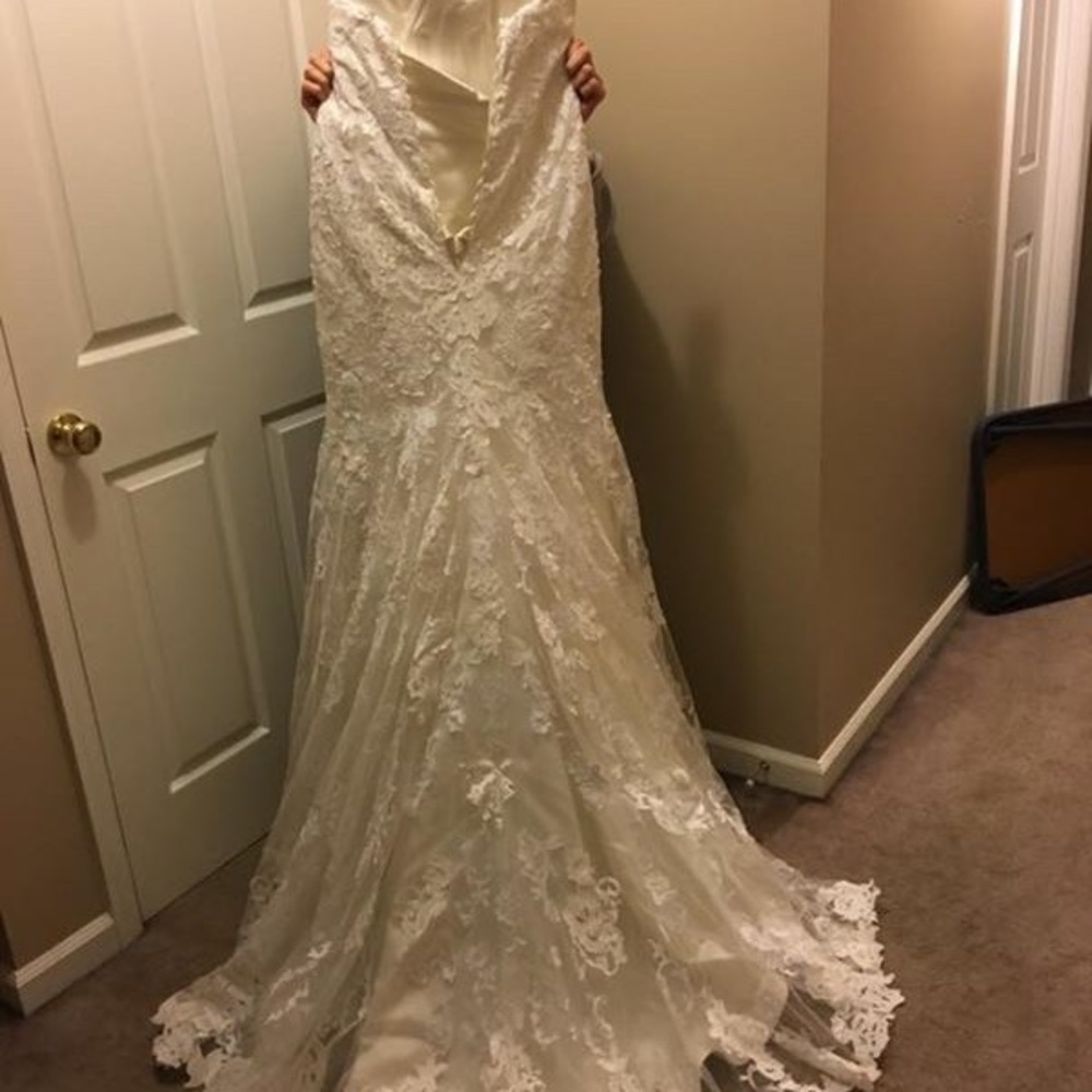 Wedding dress